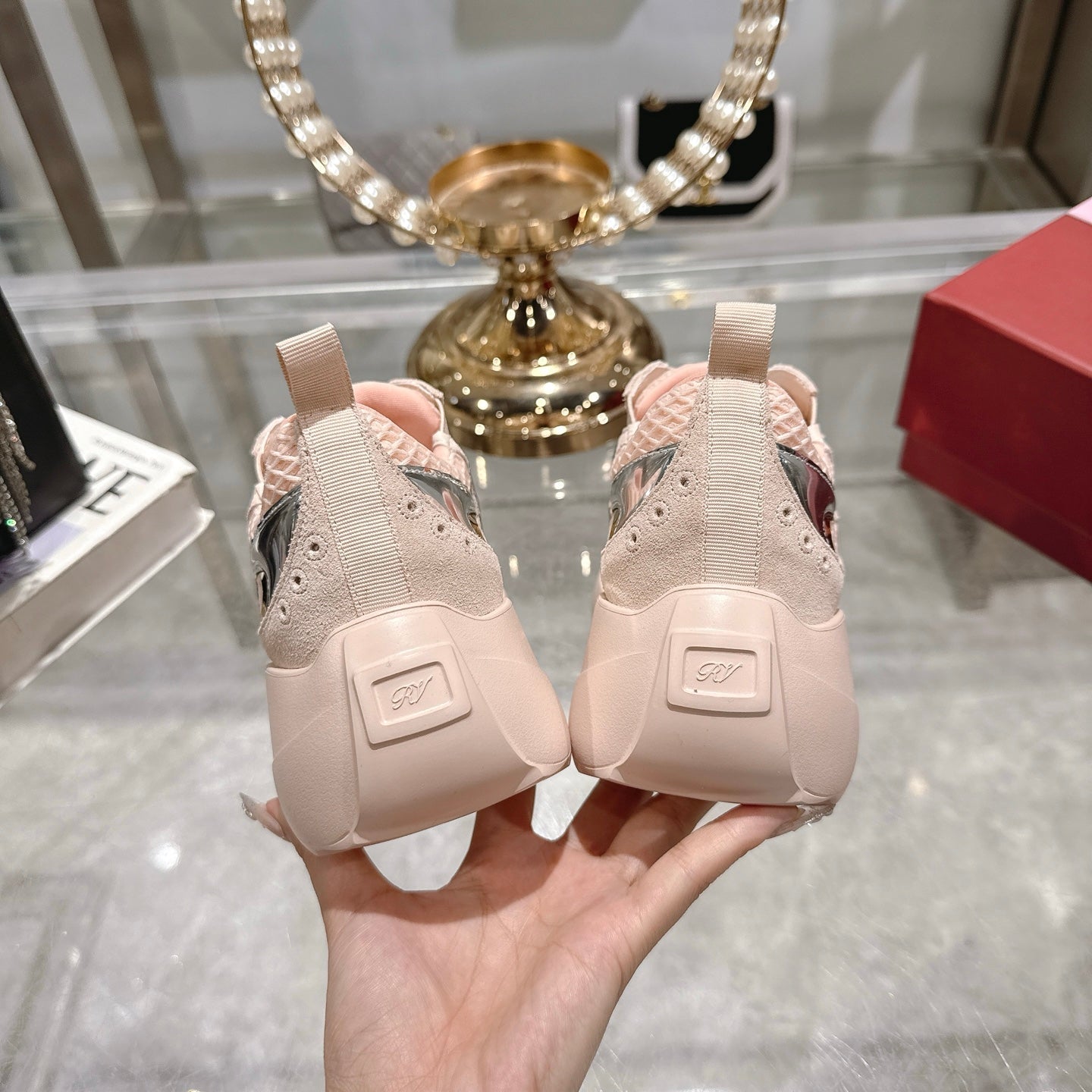 Viv 25 Diamond Sneaker Pink Cowhide Original Imported  235357