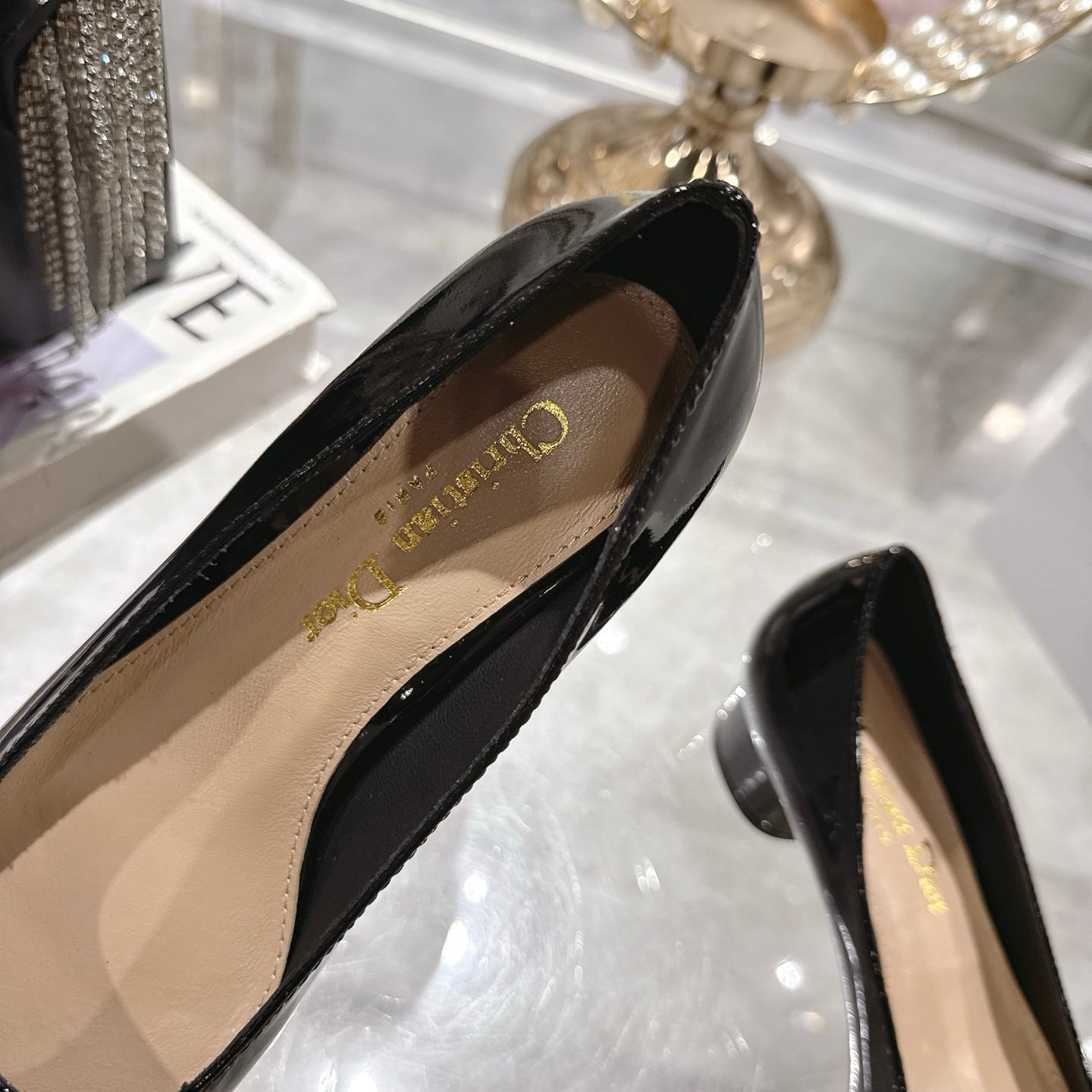 CD 25  Pump Heel Height 3cm Black Patent Leather 393413