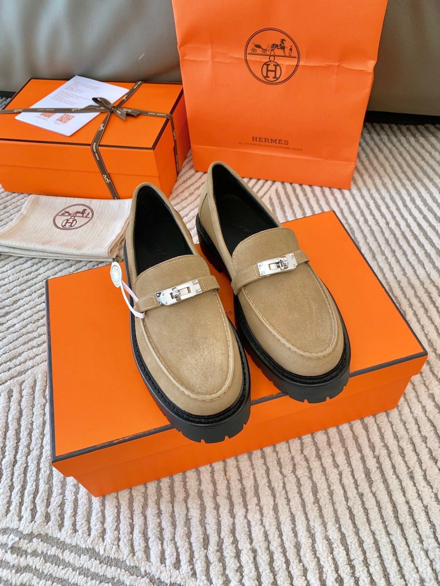 HM Icone Loafer Light Brown Suede 963172