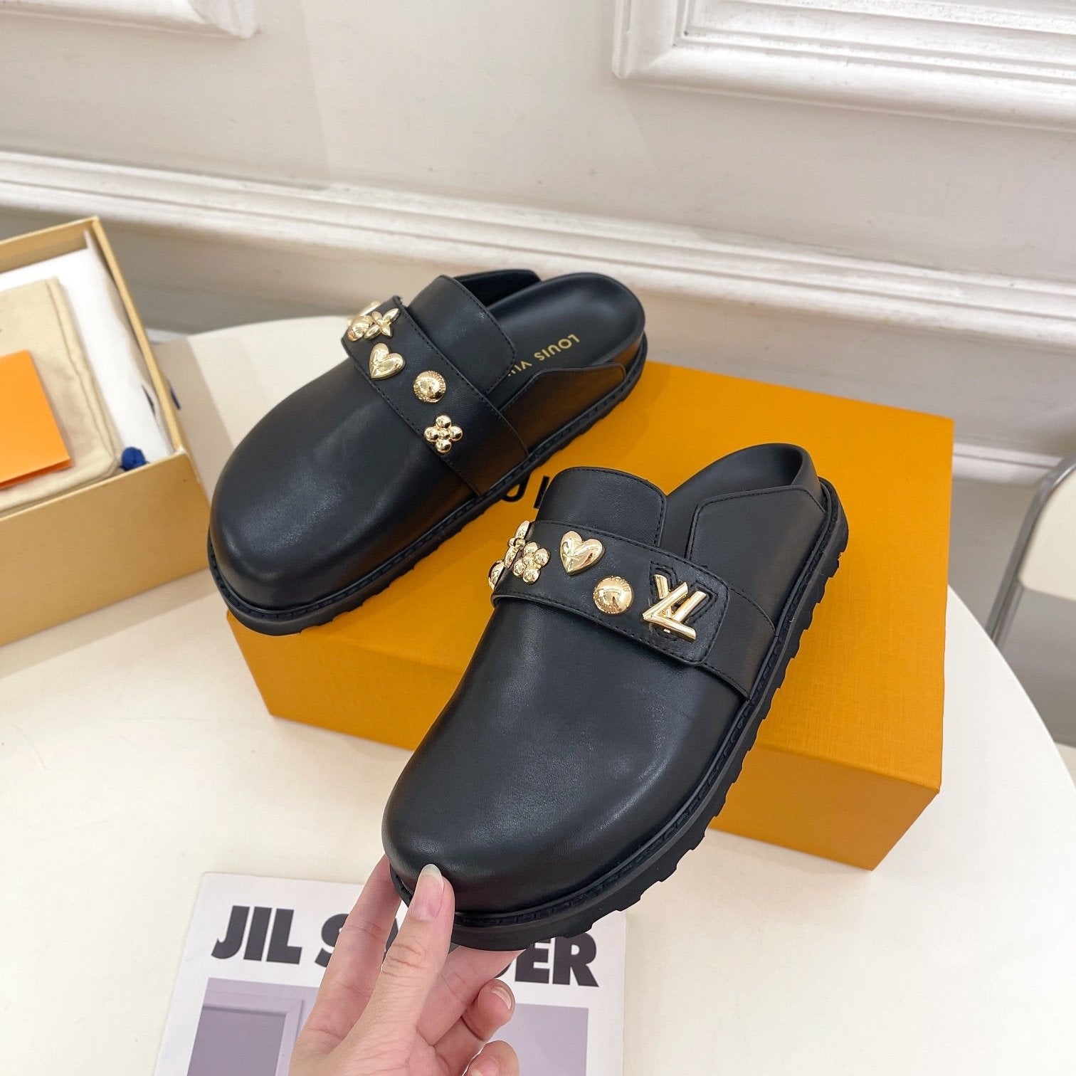 LV Cosy Flat Comfort Clog Black Cowhide