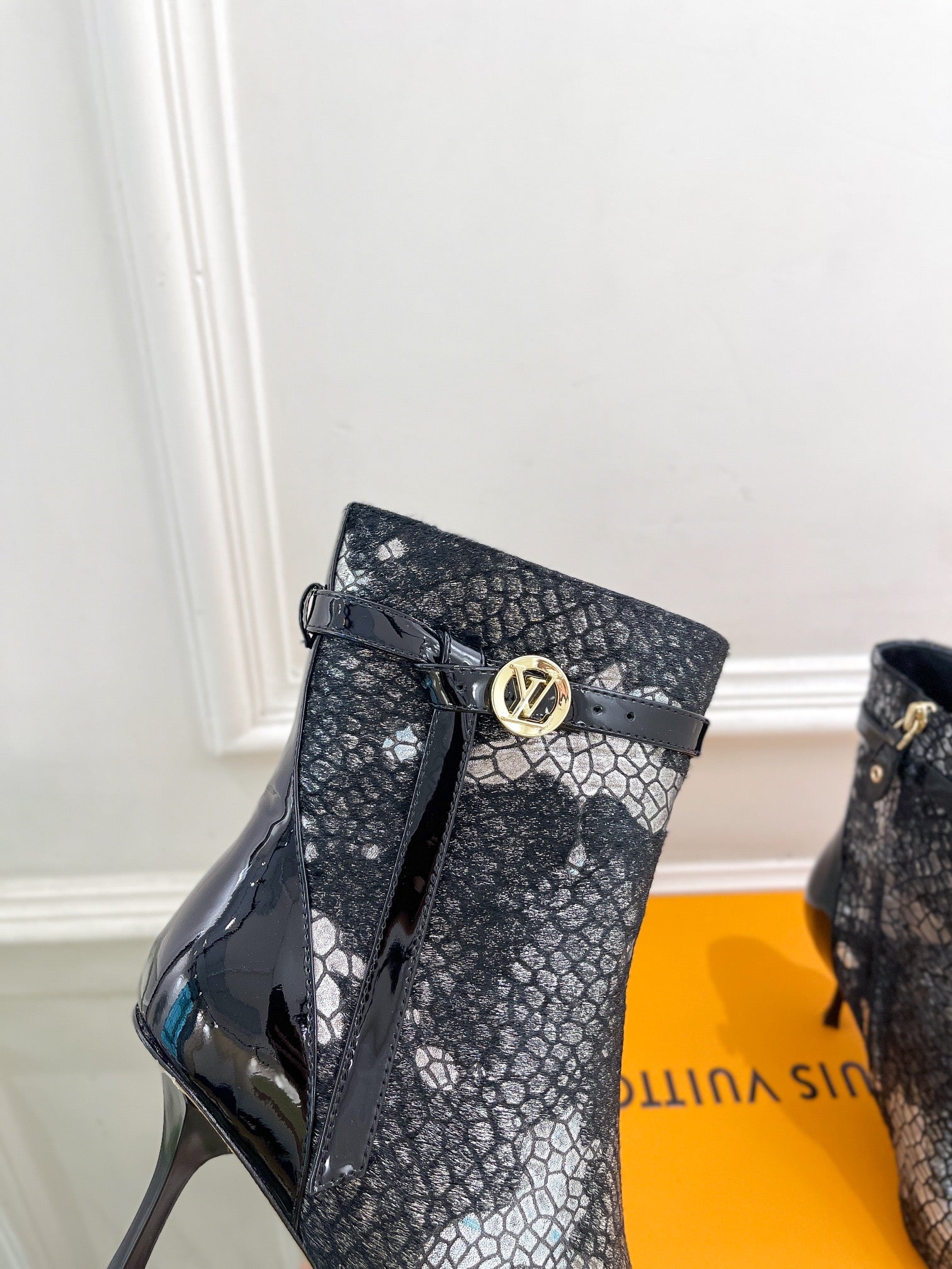 LV Stellar Ankle Boot 70mm White Mix Black Calfskin