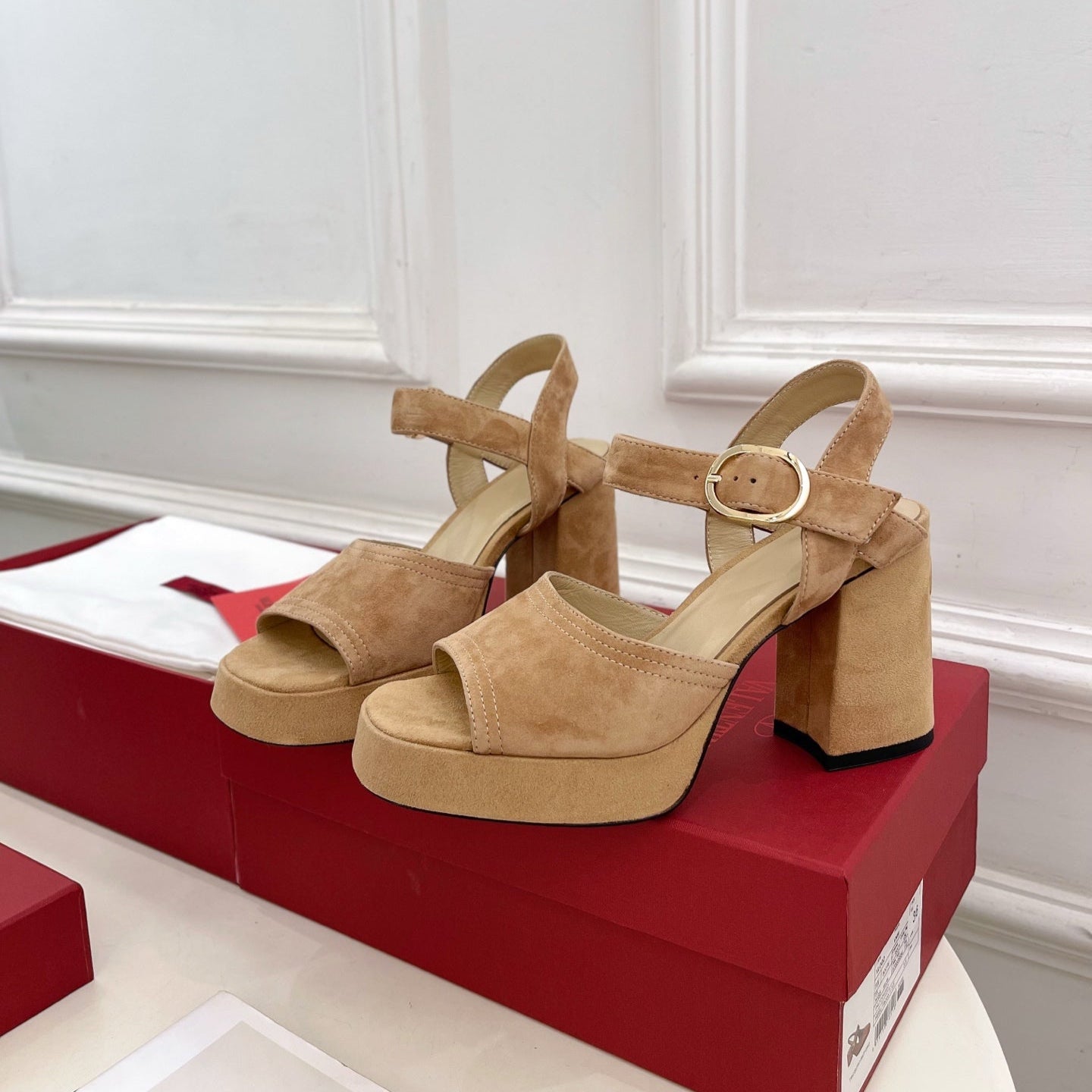 VT Garavani 25 Platform Beige Suede 330966