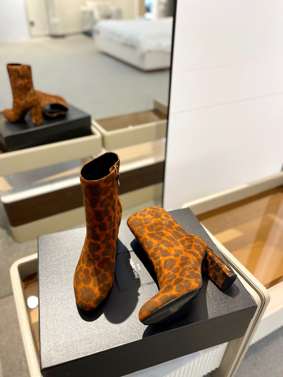 SL HONORÃ‰ BOOTIES LEOPARD BRICK SUEDE