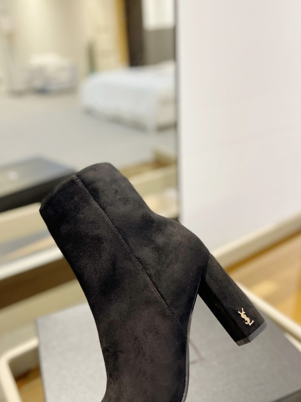 SL HONORÃ‰ BOOTIES BLACK SUEDE