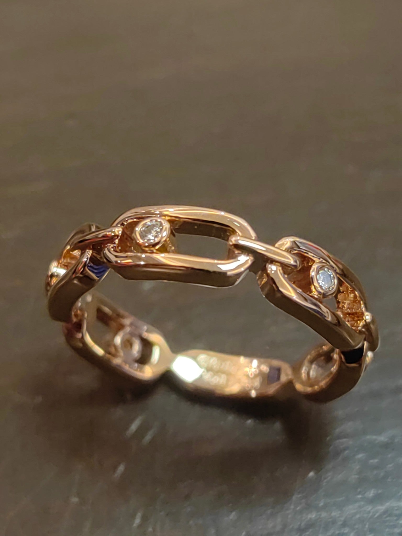 MOVE LINK DIAMOND RING