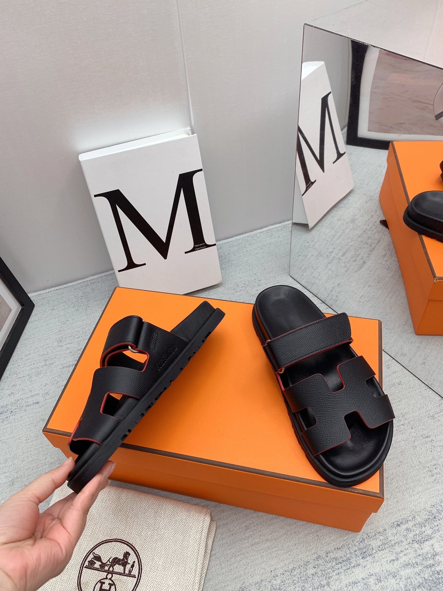 Chypre Sandal Black with red trim