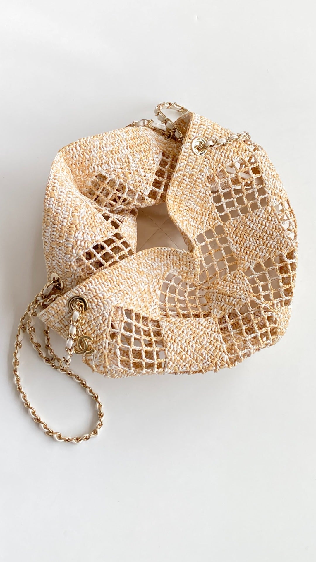 CC 2025 Beach Tote 52 Beige Raffia