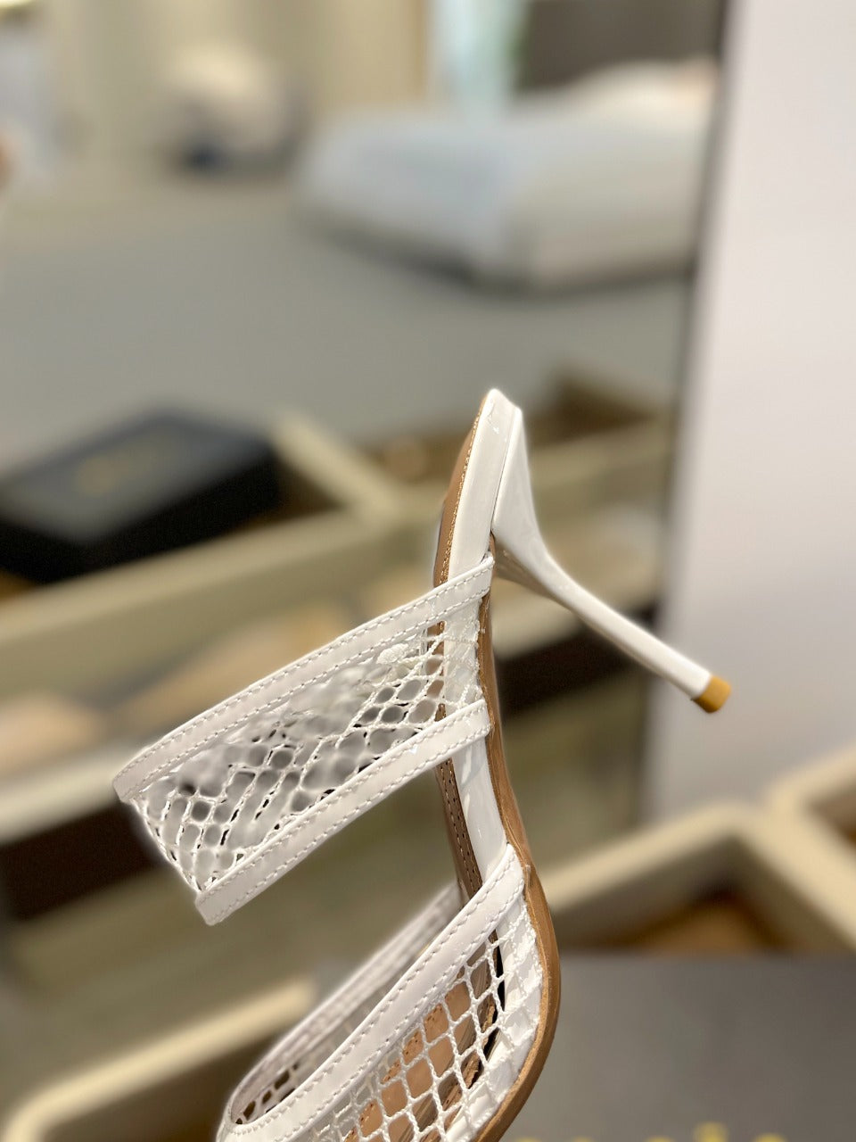 alaia mule 85 fishnet white heart lambskin